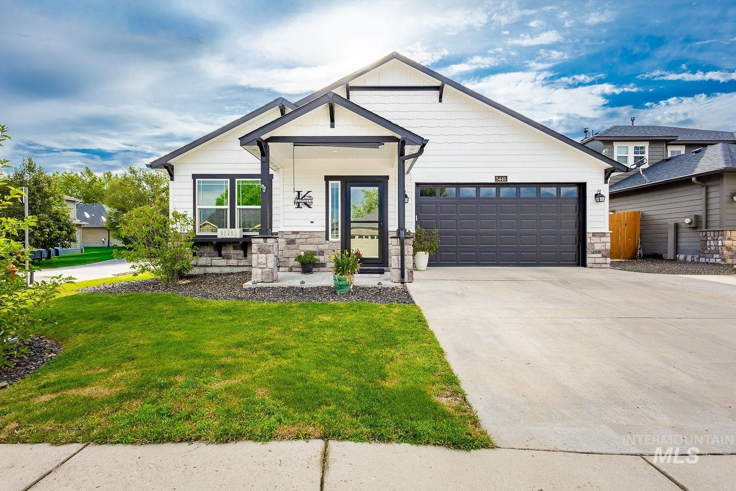 5440 N Landon Creek Pl — photo