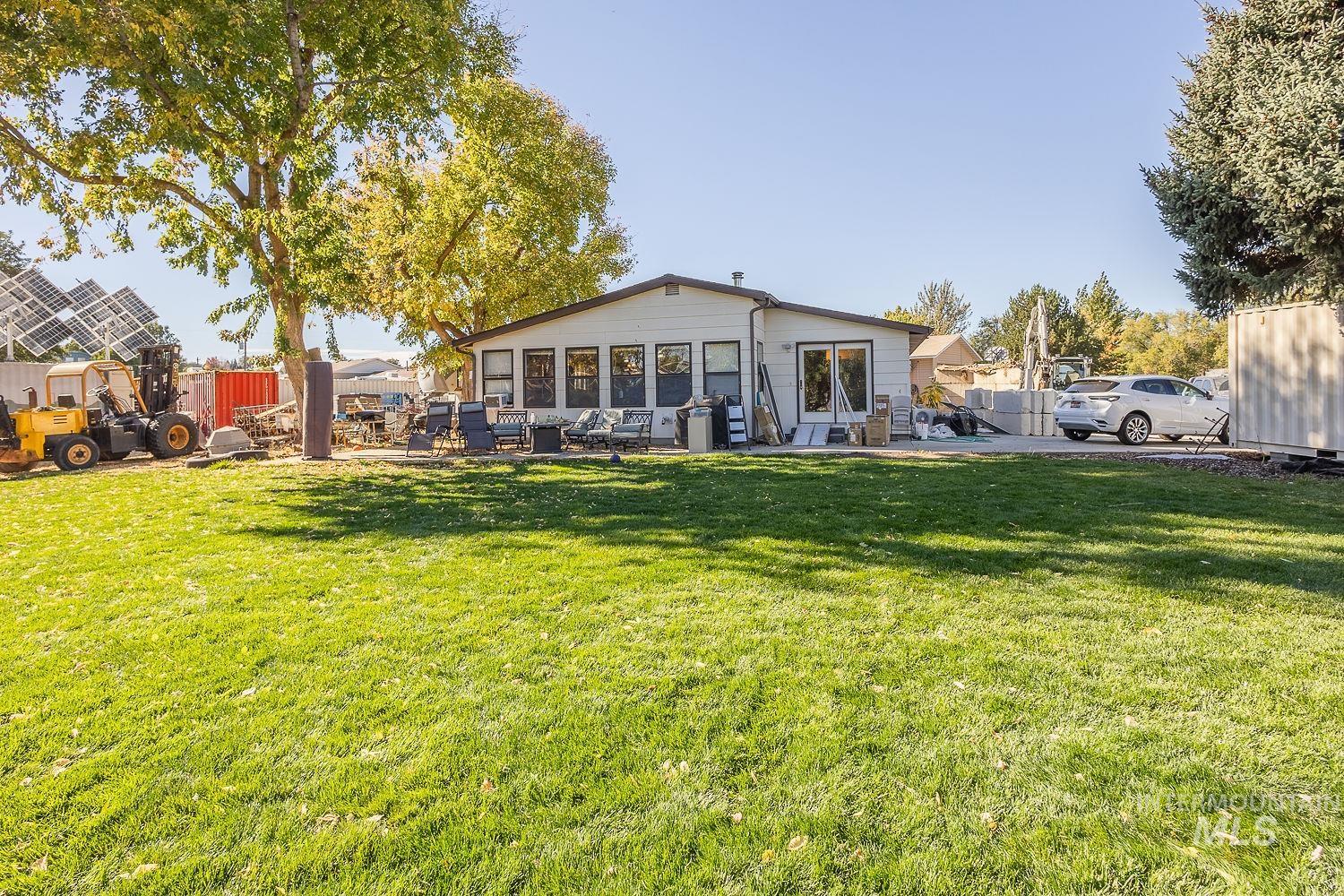 4667,4677,4683 N Windward Ct. — photo