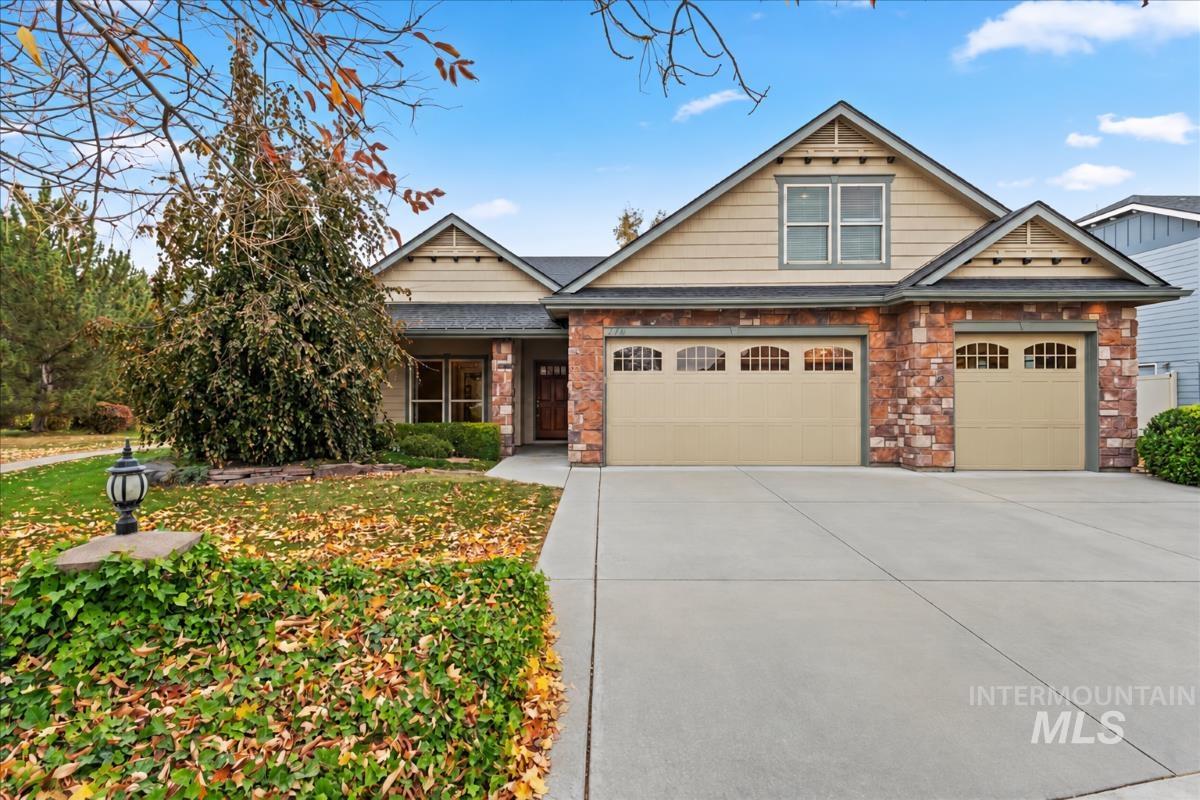 776 W Heather Woods Dr. — photo