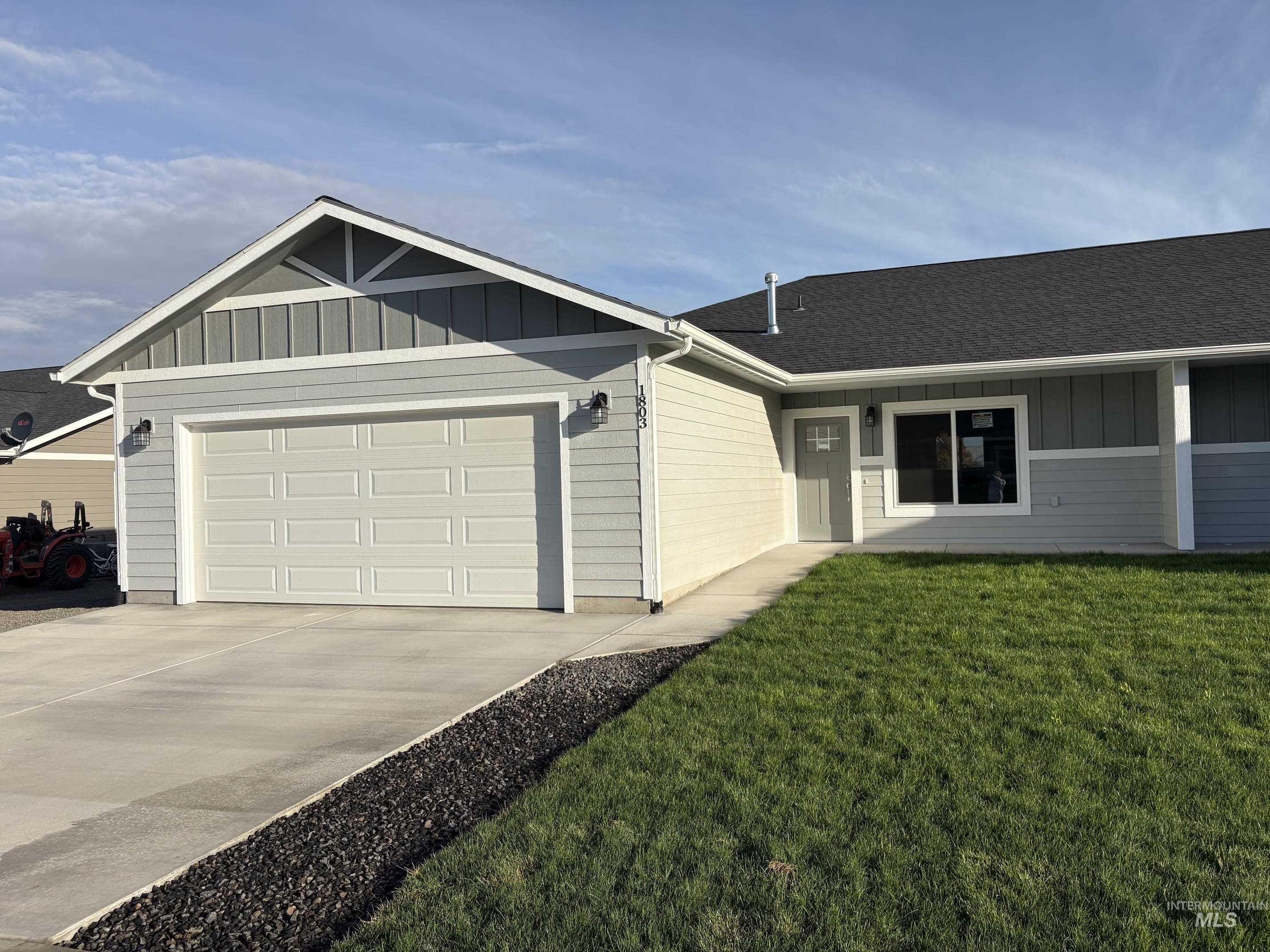 3407 Glacier Drive — photo