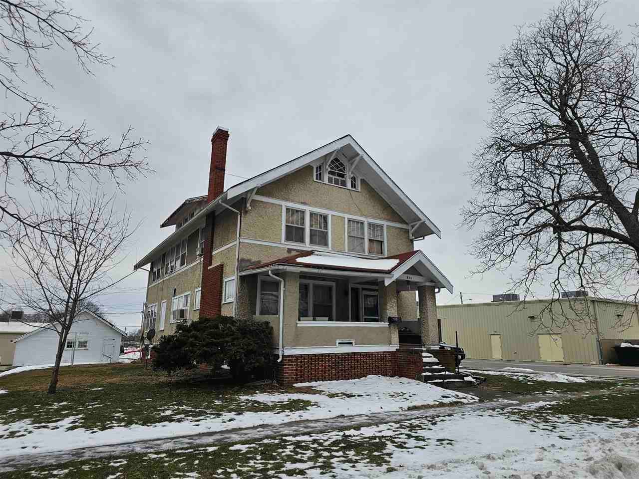 320 N Jefferson St — photo