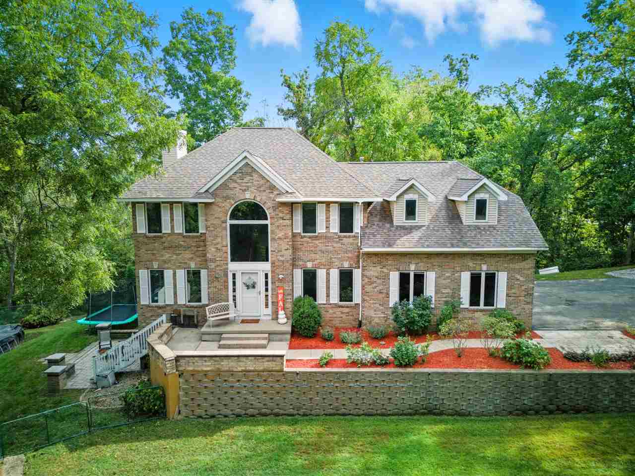 3256 Meadow Ridge Road NE, Solon IA 52333 — photo 2