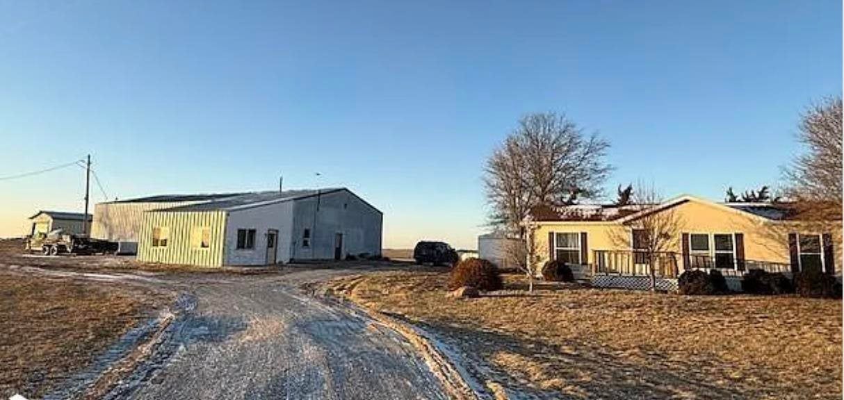 1861 Highway 78 — photo