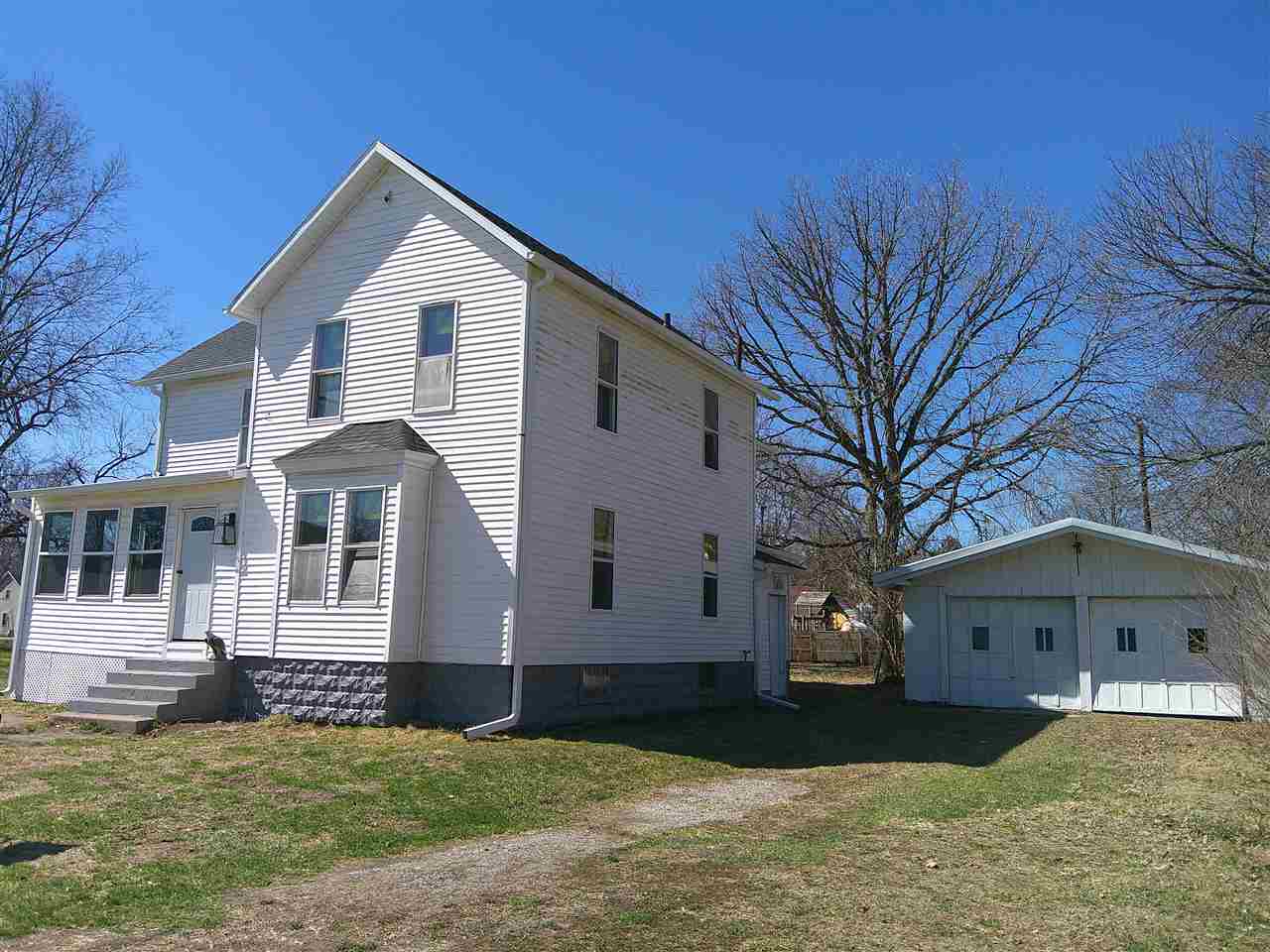207 Short St — photo
