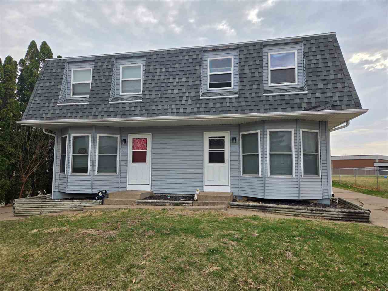 5511 N Linwood Av 5509 — photo