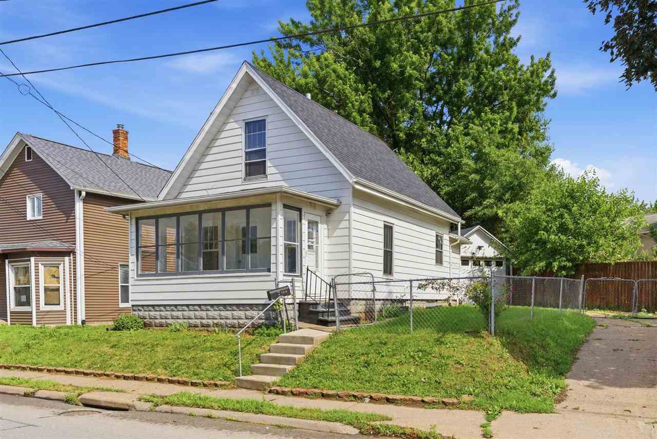 1214 E 2nd St — photo