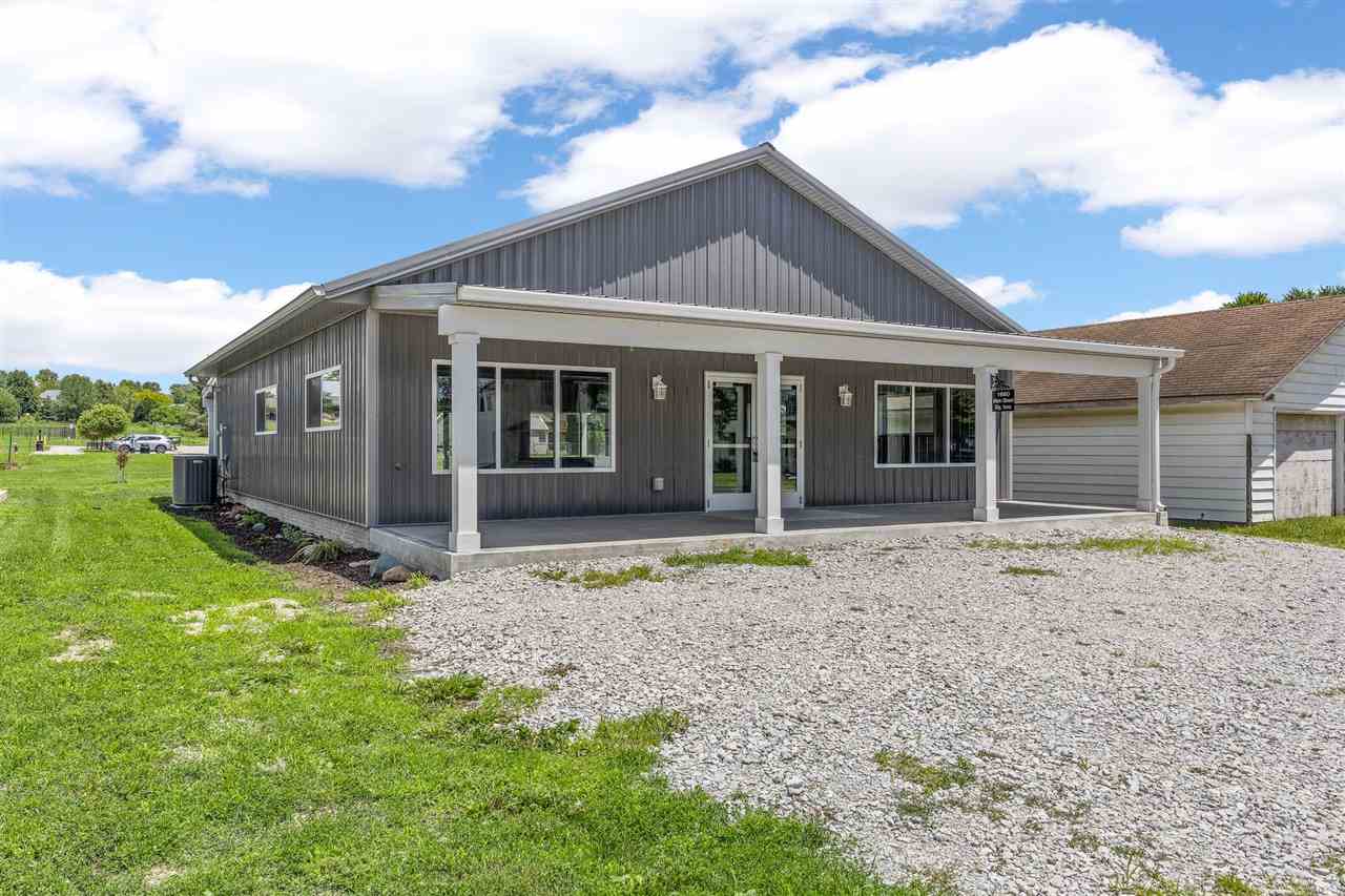 1660 Main Street, Ely, IA 52227 — photo 2