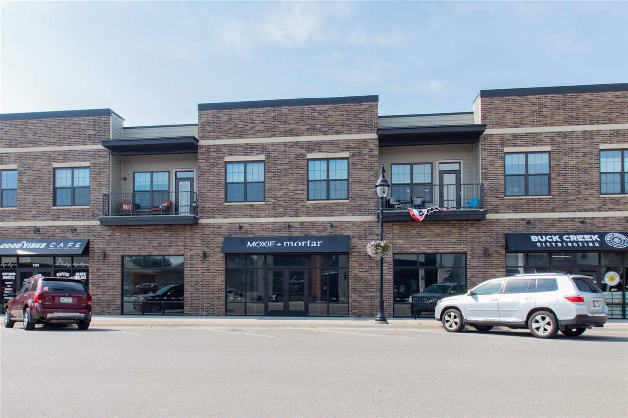 121 W Main St 103 — photo