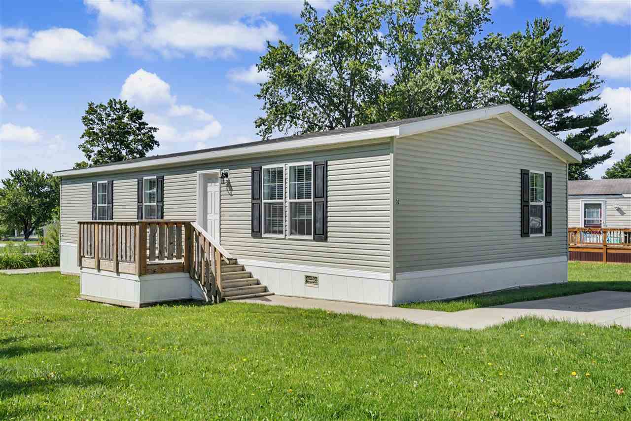 3701 2nd St Lot 32 — photo