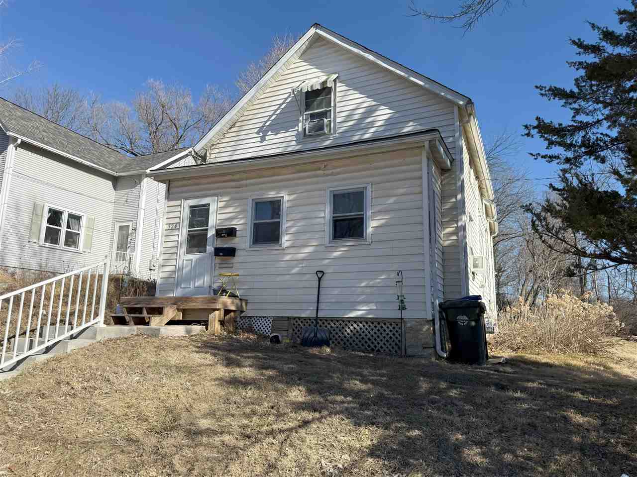 524 N Governor St — photo