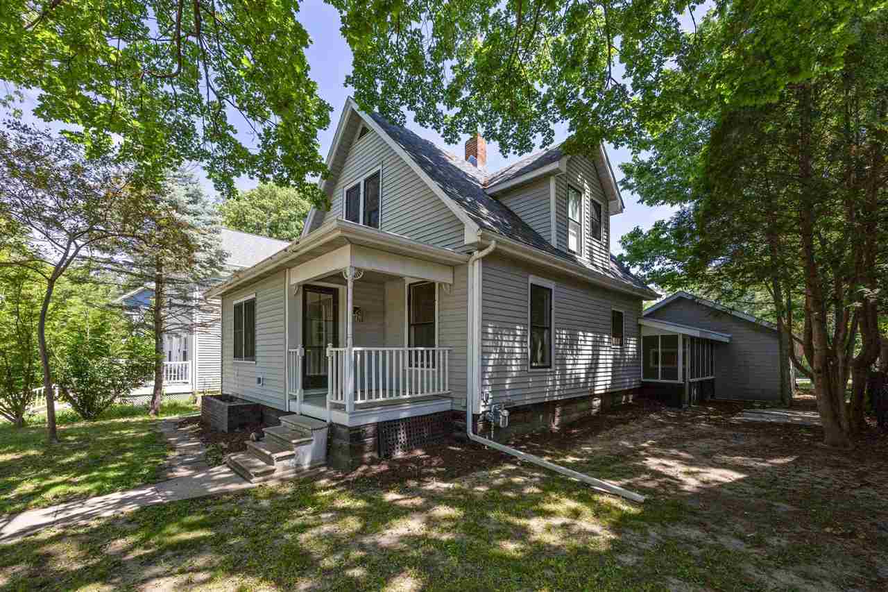 818 Rundell — photo