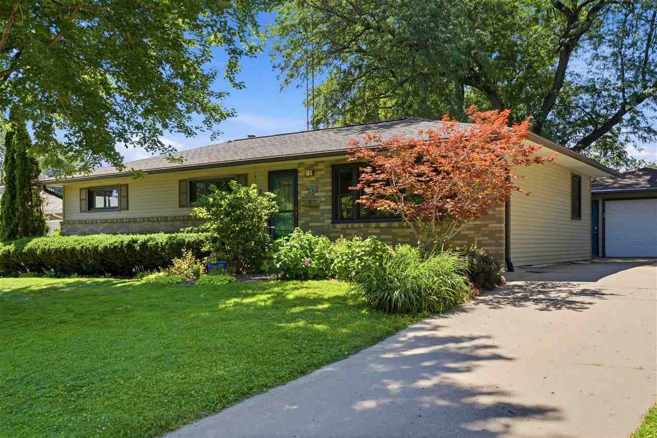 517 Terrace Road, Iowa City, IA 52245