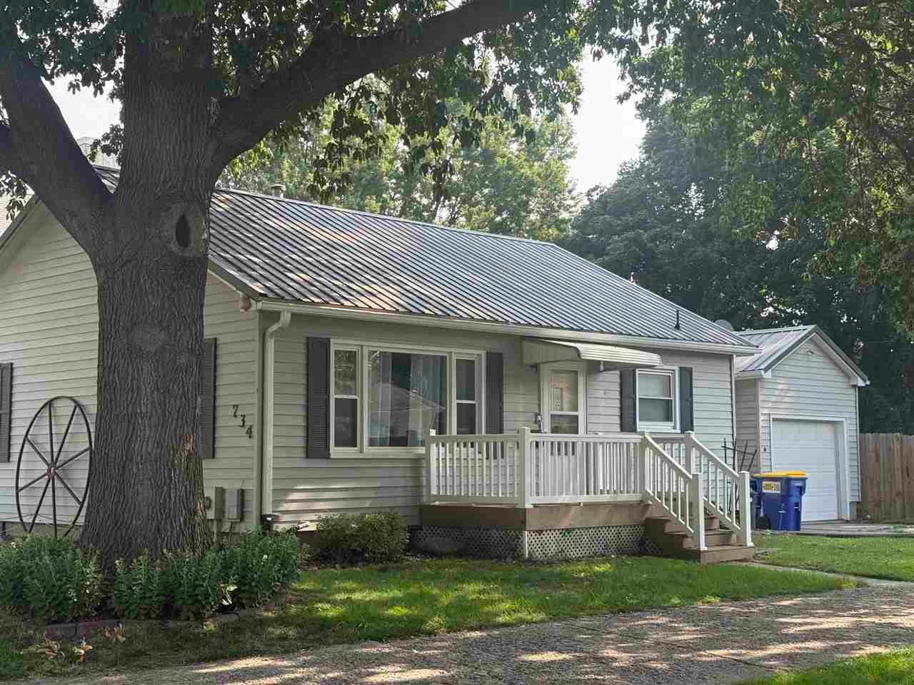 734 S 4th Ave — photo