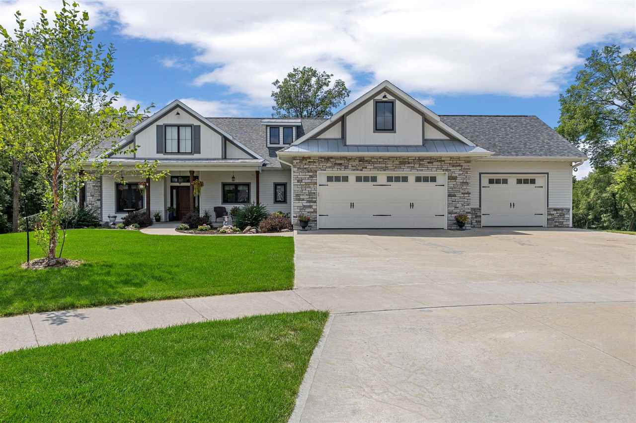 711 Owen Ct — photo
