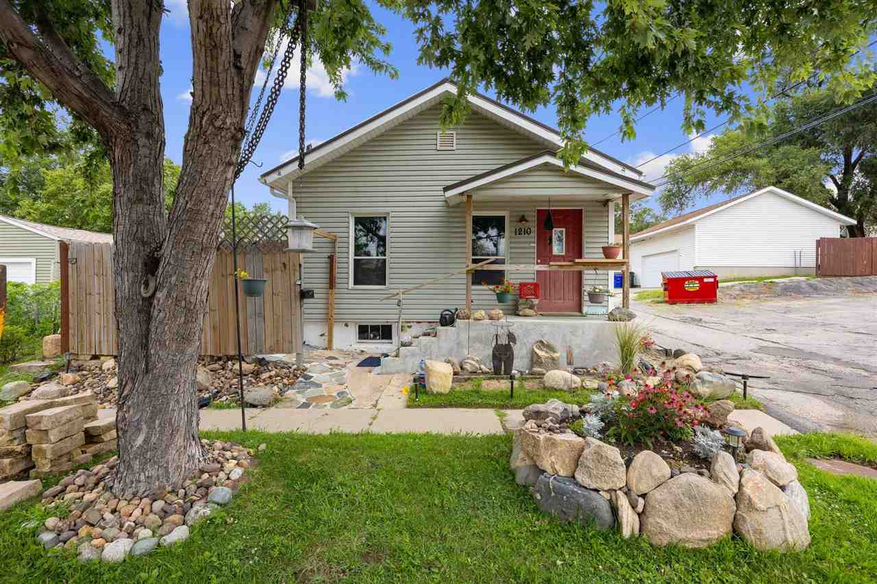 1210 Lincoln Ave — photo