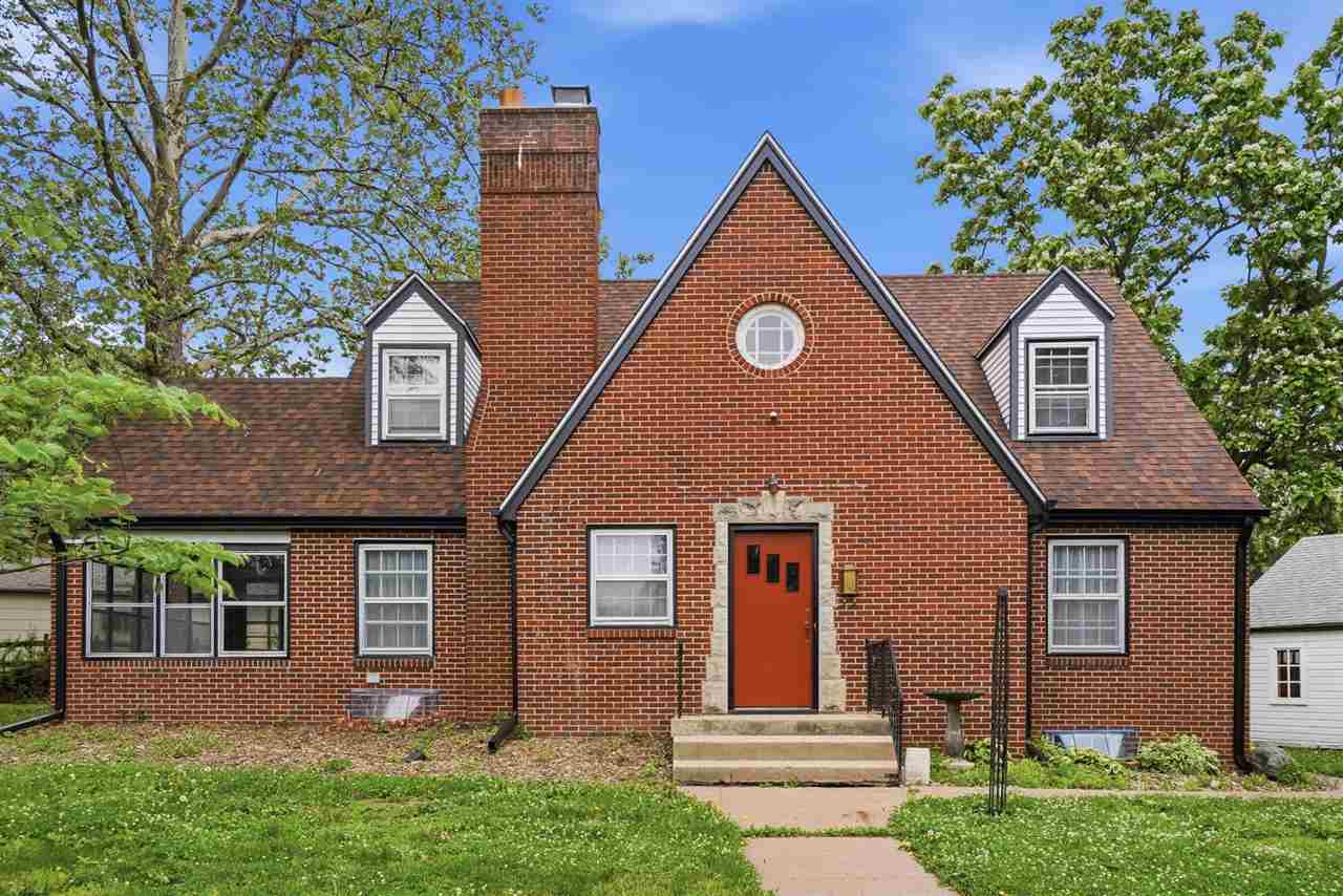 1119 Hyde Dr — photo