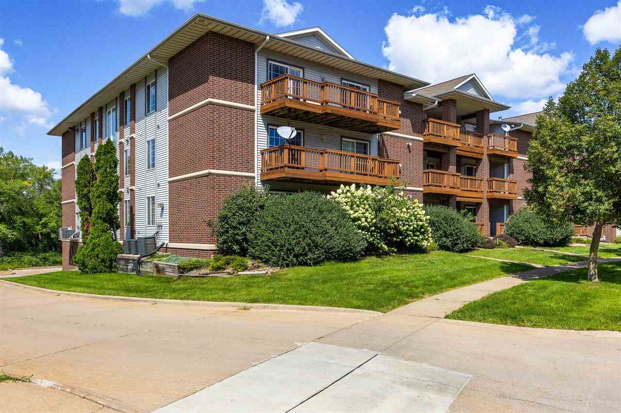 536 Westside Dr — photo