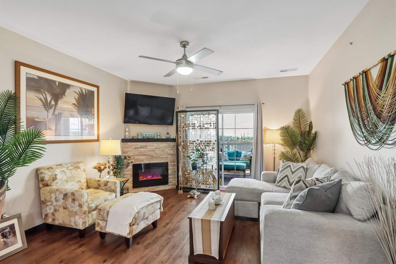2863 Spring Rose Cir 303 — photo