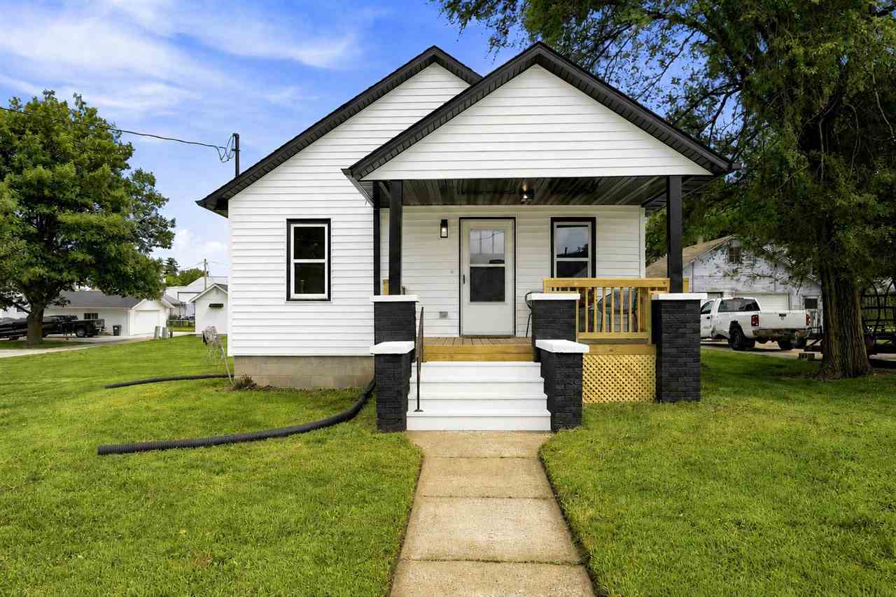 232 E Third St — photo