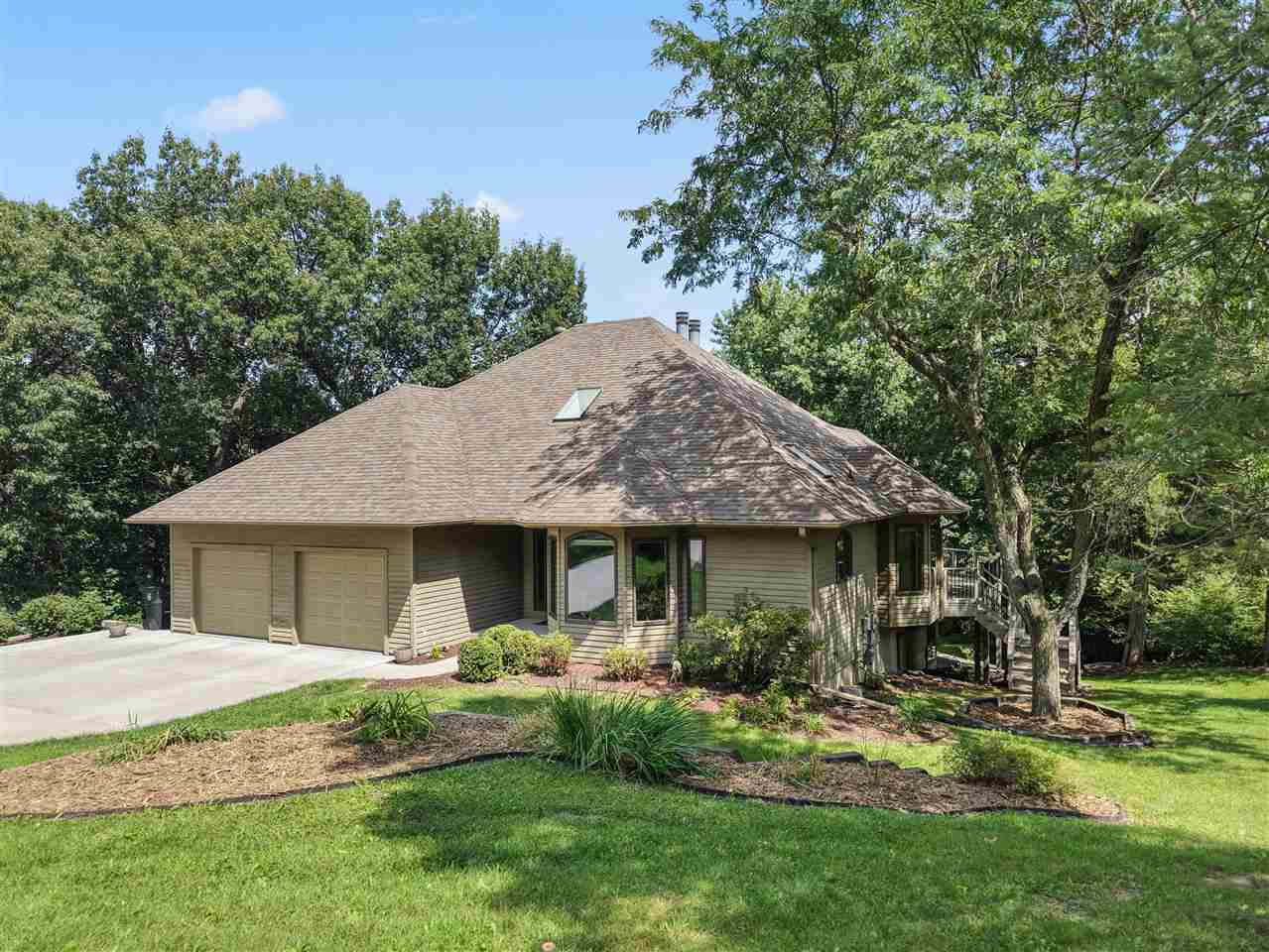 20 NE Eastview Pl — photo