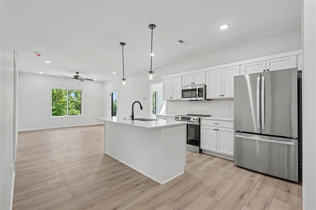 4428 Deer Creek Rd 309 — photo