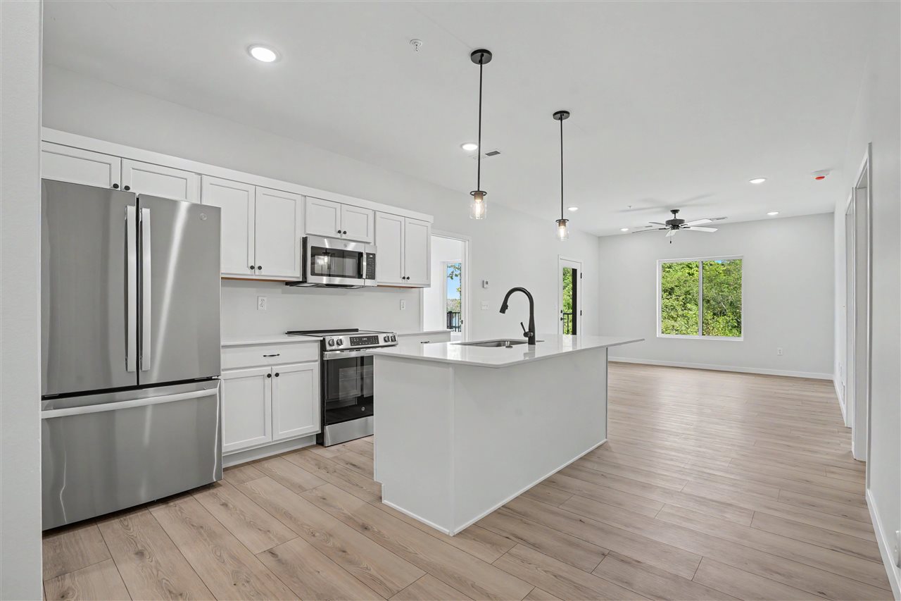 4428 Deer Creek Road — photo