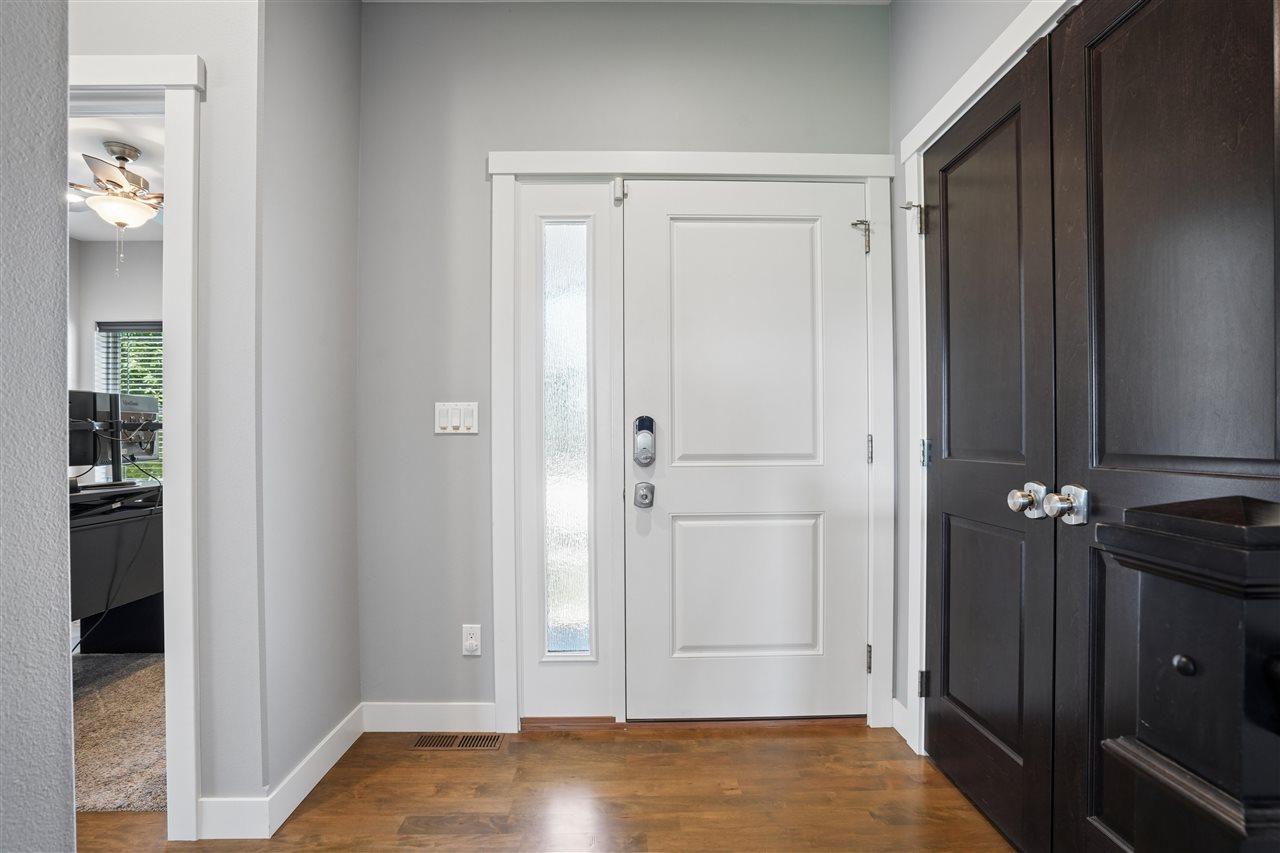 3065 Ridgeview Drive, Ely, IA 52227 — photo 2