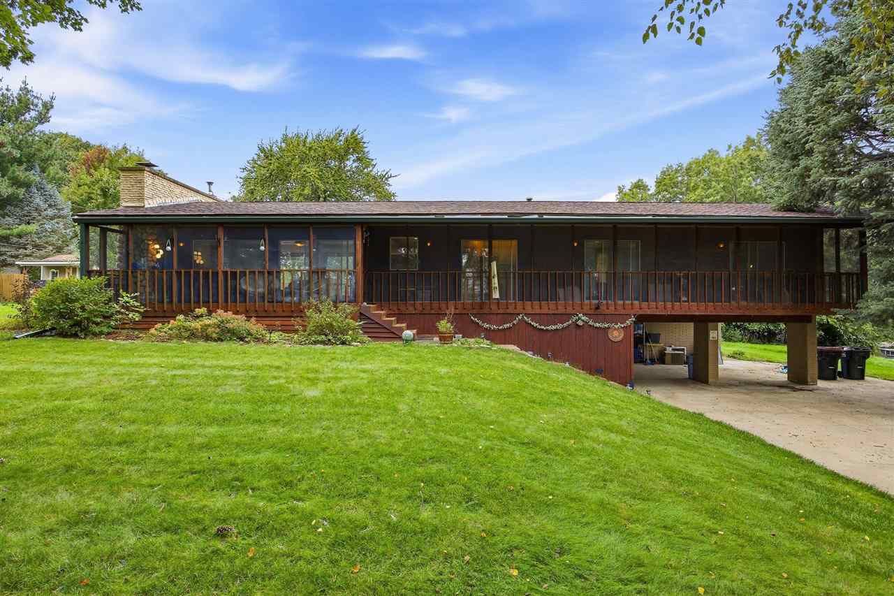 324 Lake View Dr NE — photo