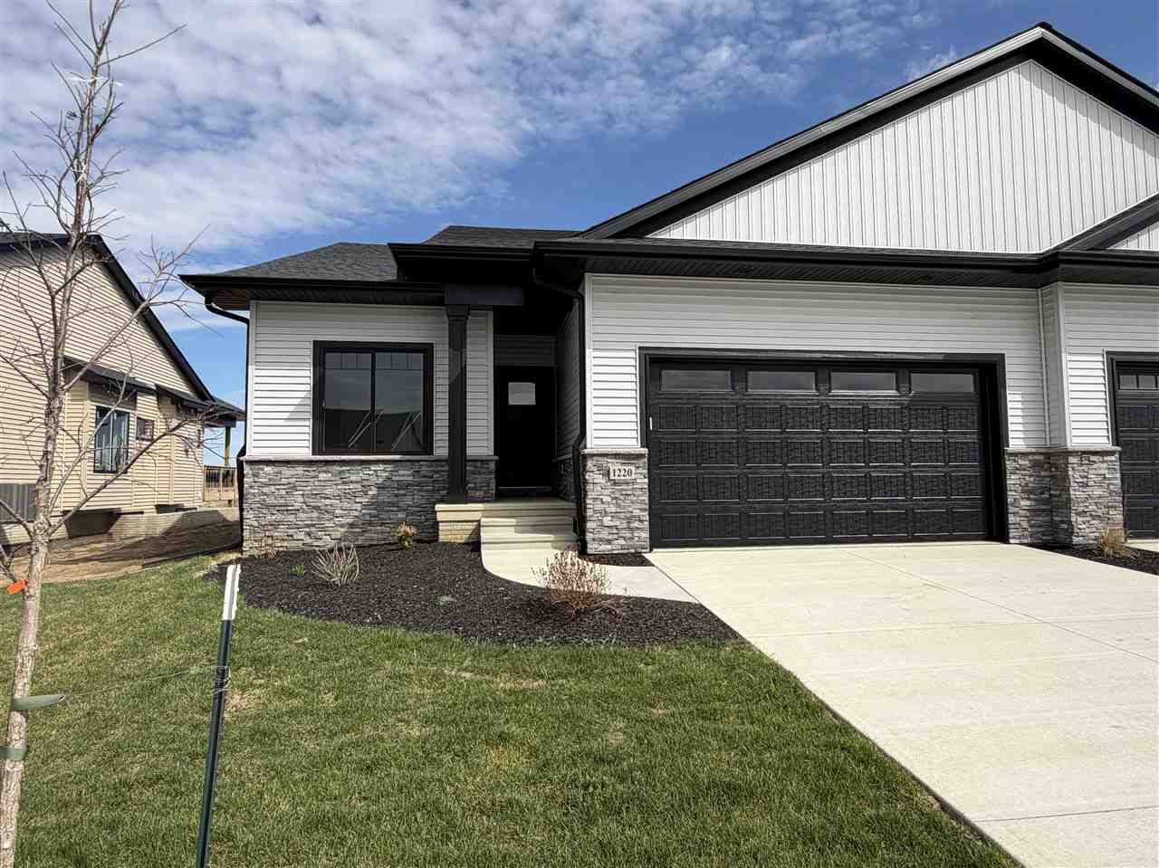 1220 Berkshire Lane — photo