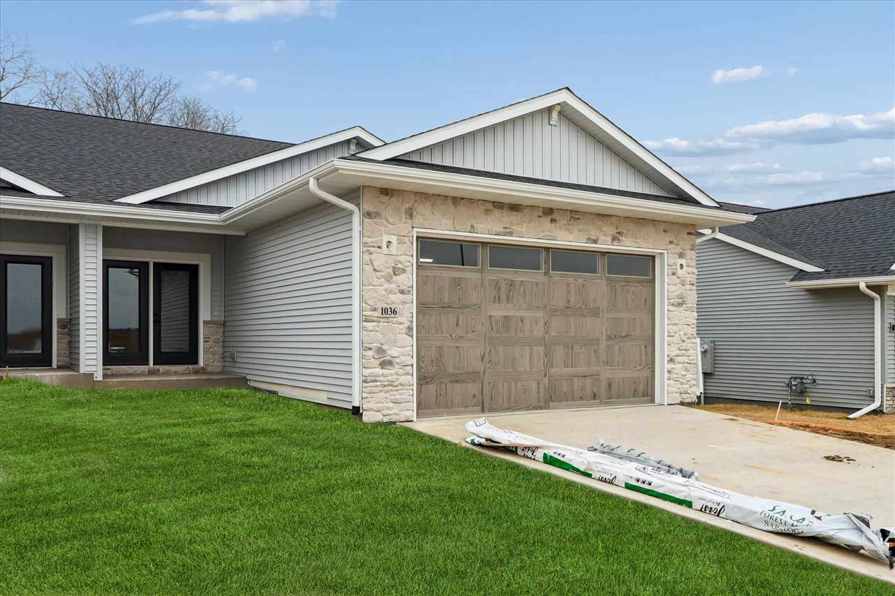 1020 Highland Trail — photo