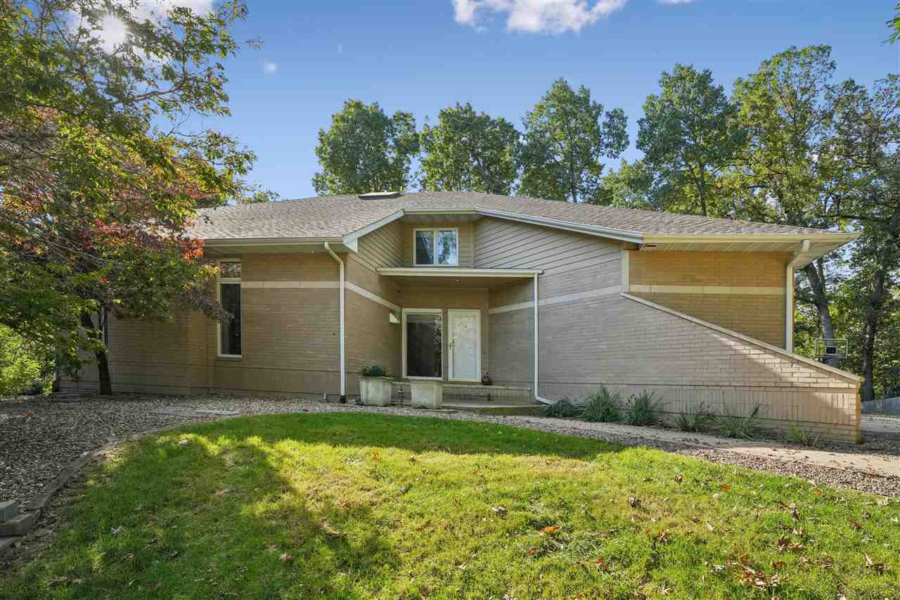 1441 Trail Bend Drive NW — photo