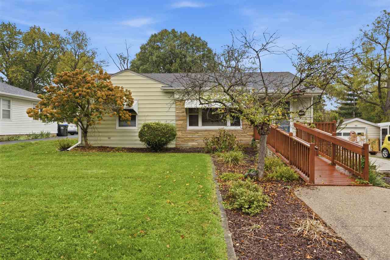 1836 7th Ave Court — photo