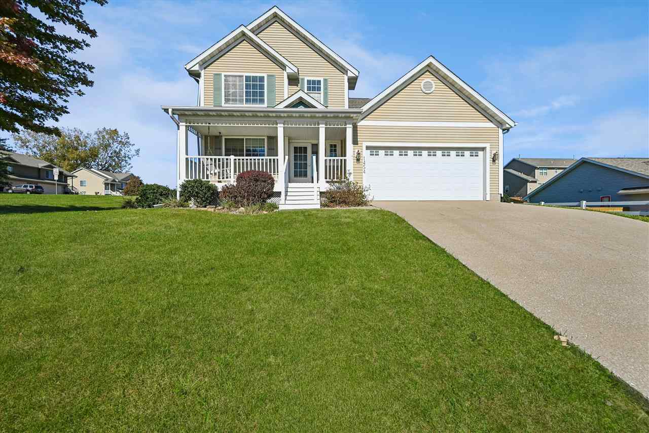 1454 Walker Way — photo
