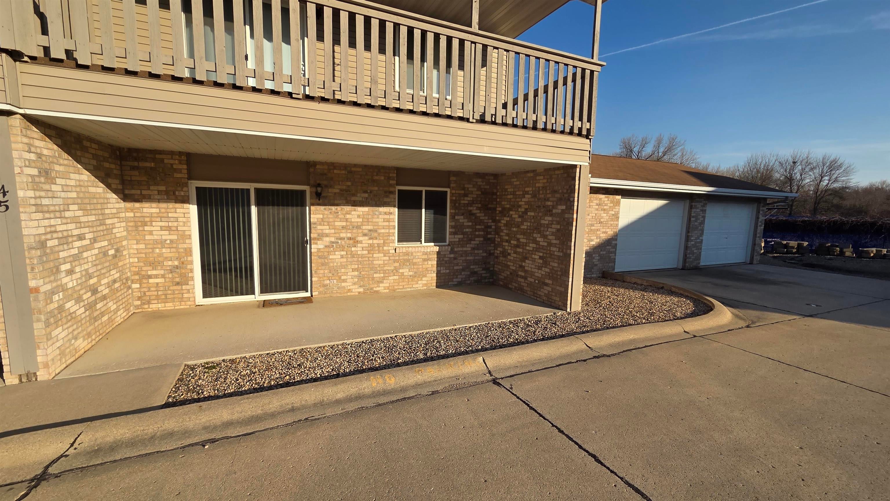 1652 Exchange Street 45 — photo