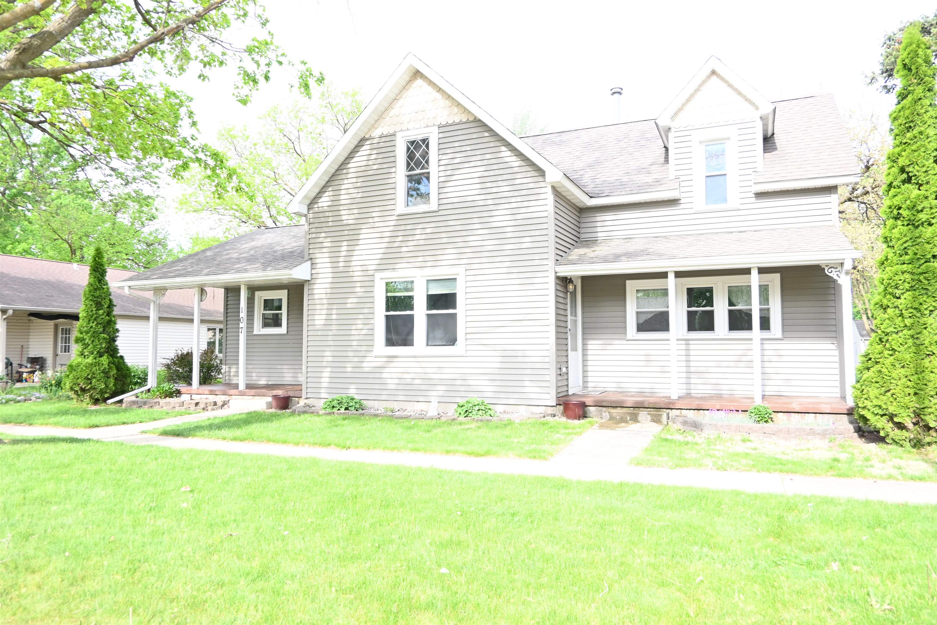 107 Main Street — photo