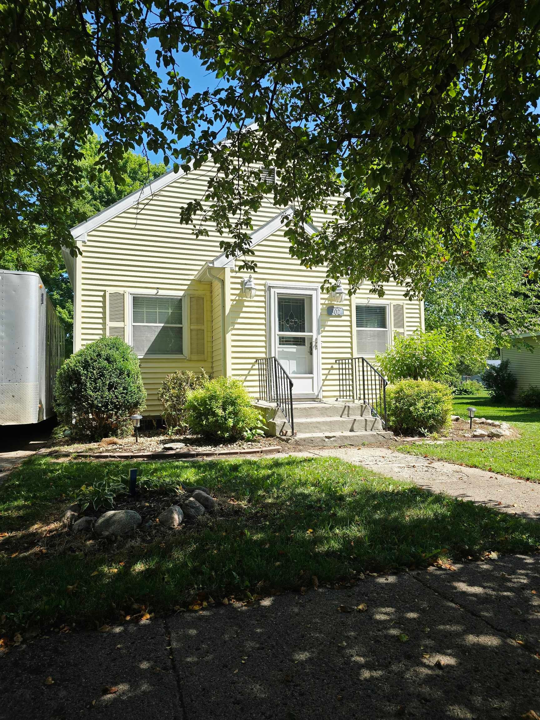 302 Church Street — photo