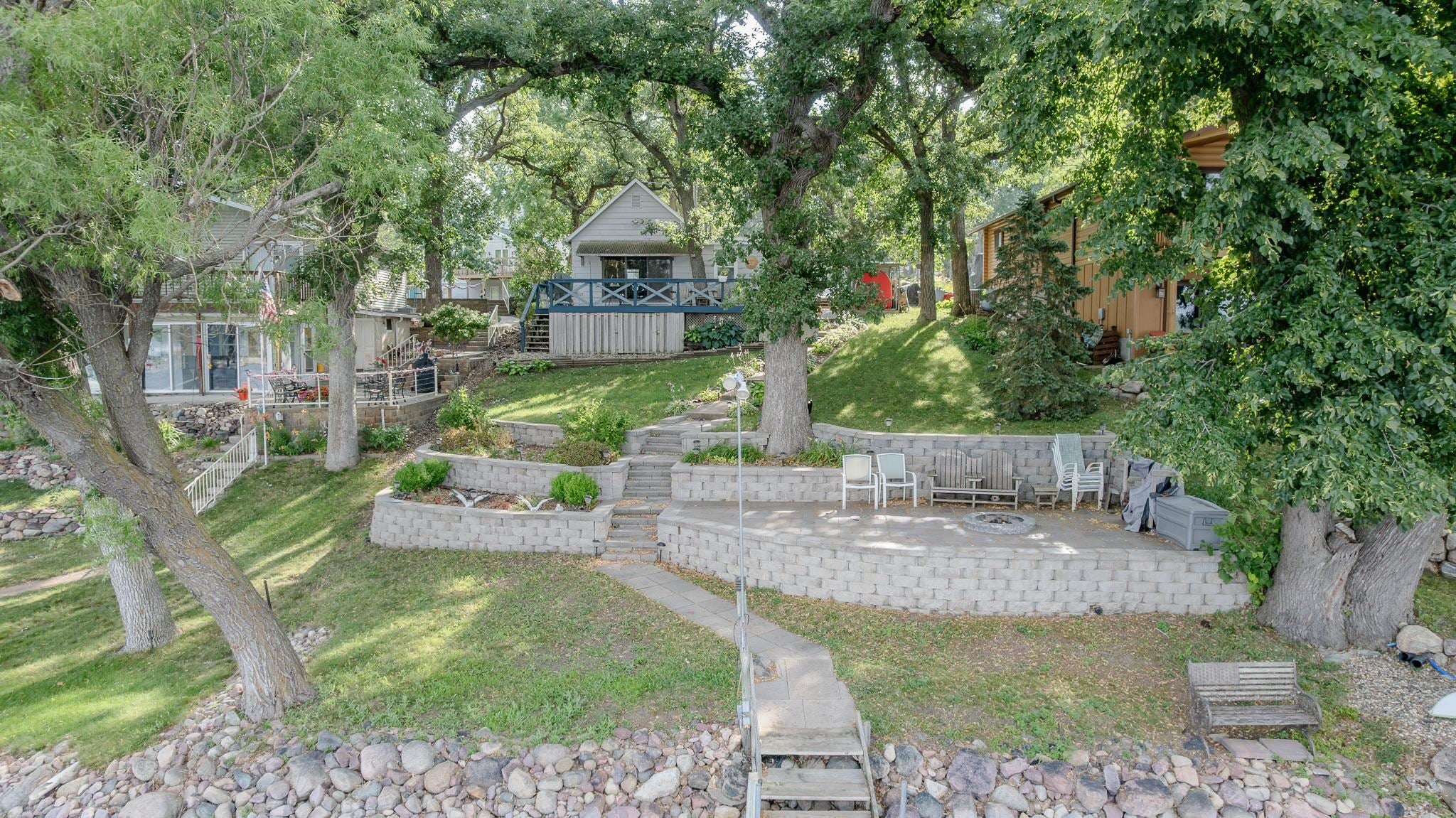 16603 Shoreline Drive — photo