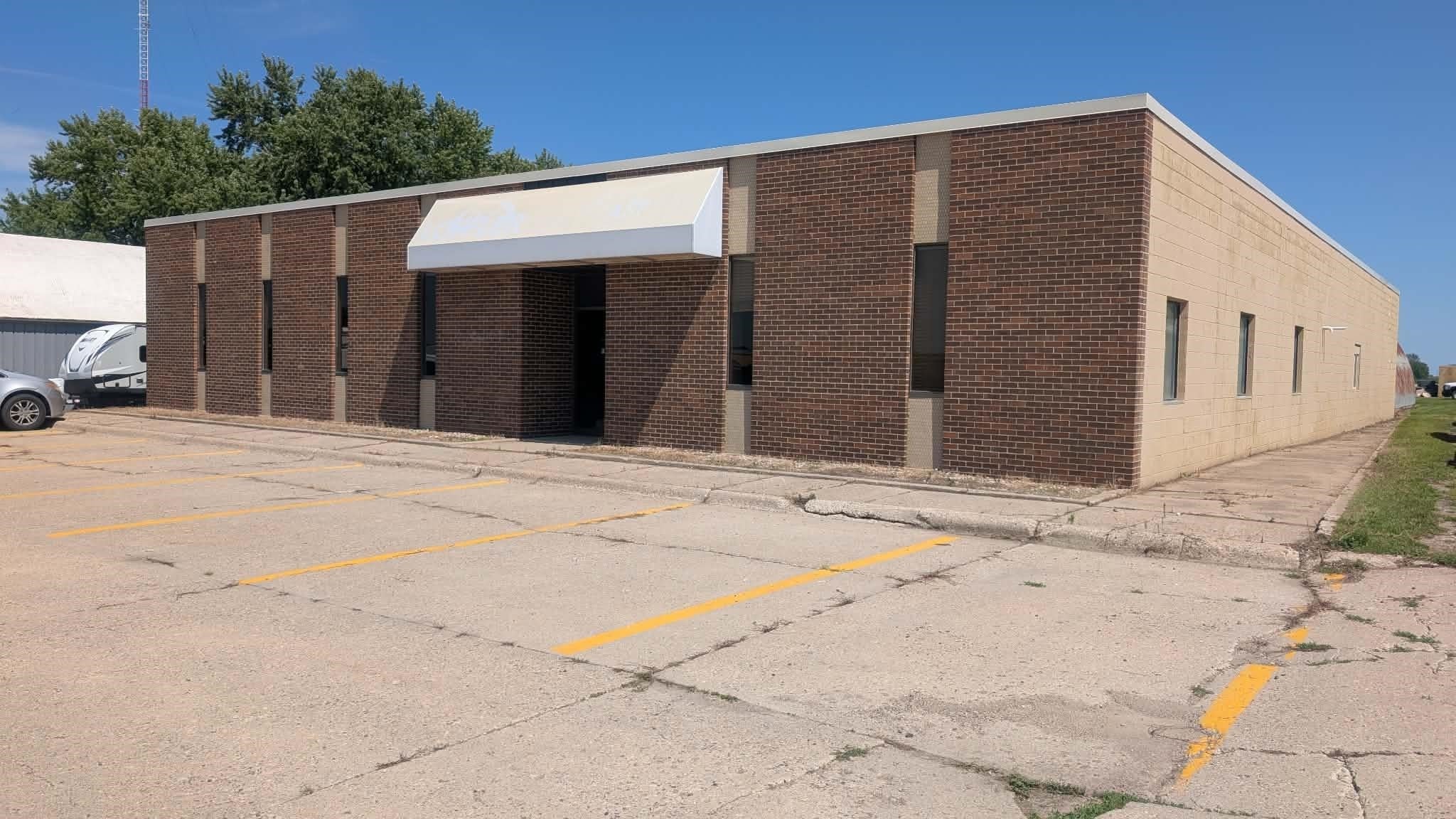 2502 Hwy Boulevard — photo