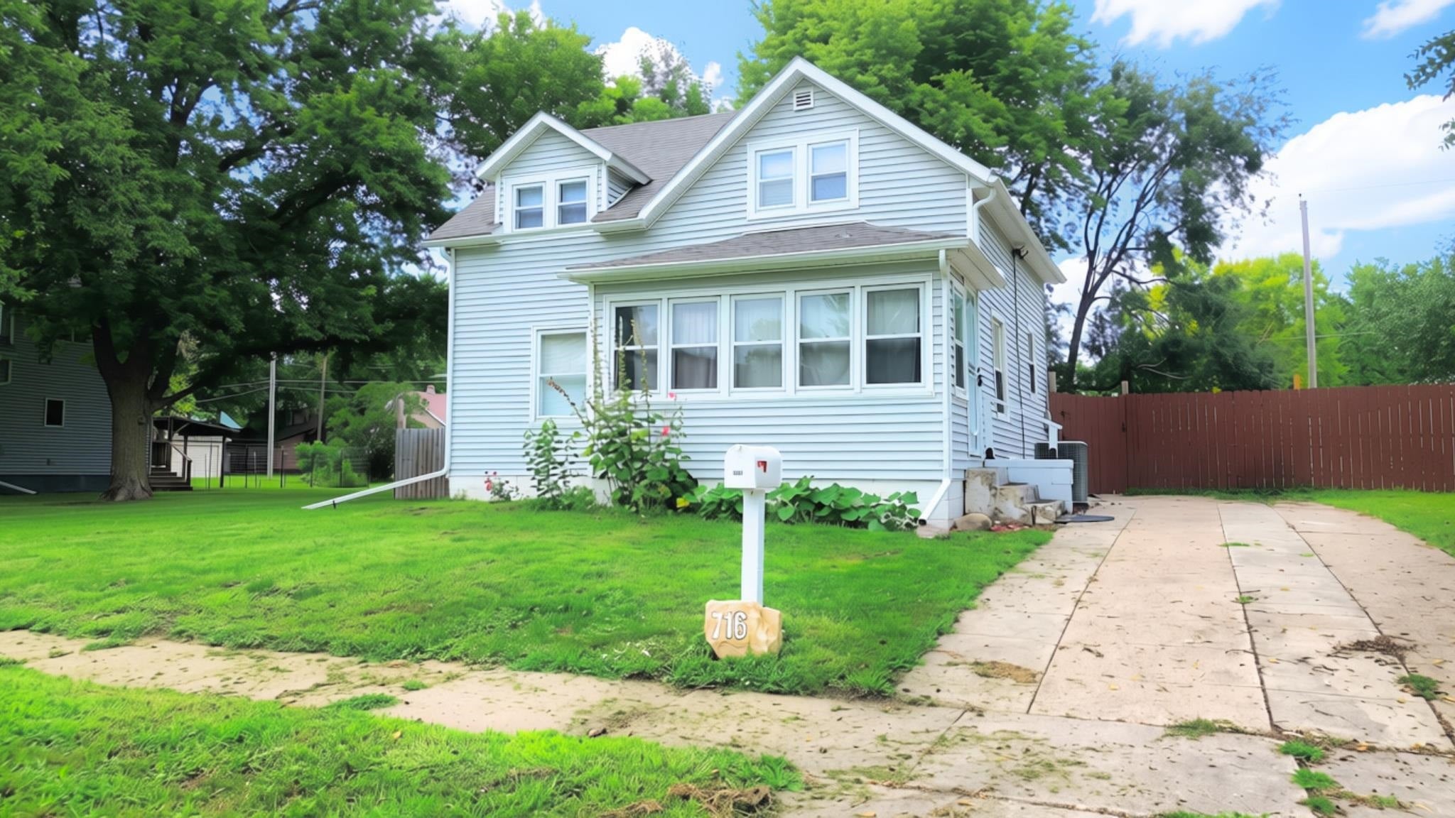 716 South Street — photo