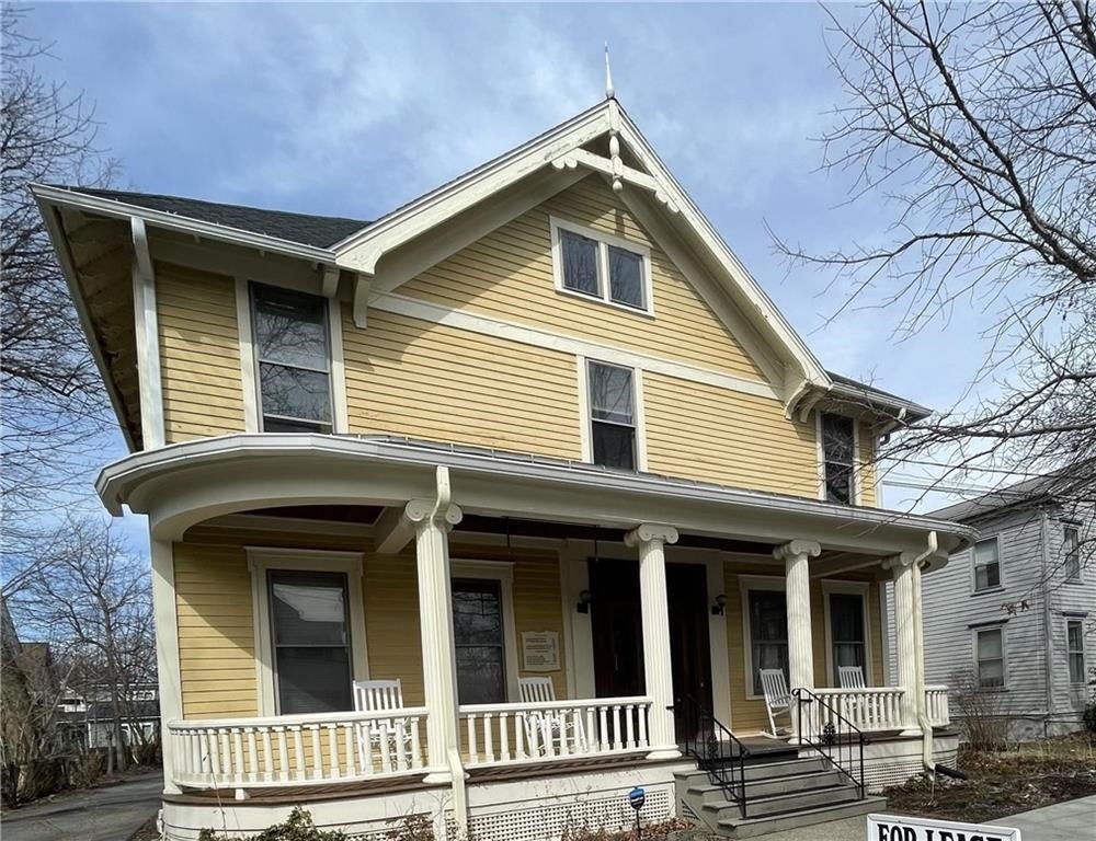 122 W Court St - Unit 109 — photo