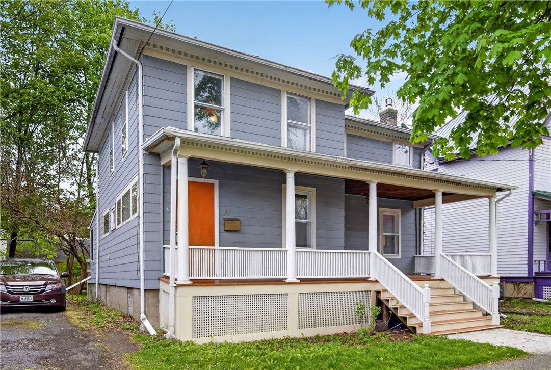 311 S Plain Street — photo