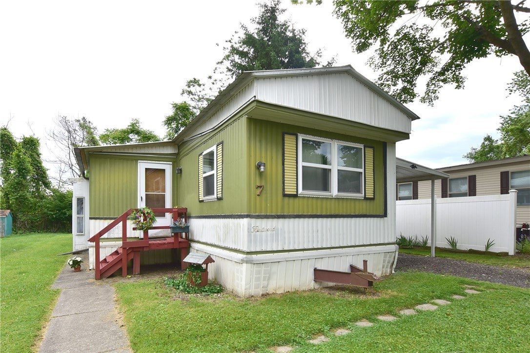 7 Jake Street — photo