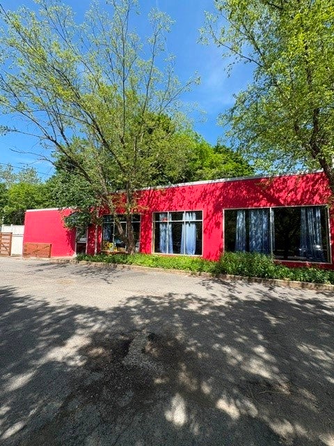 202 E Falls Street — photo