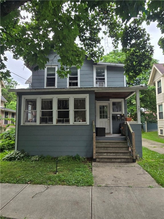 707 N Aurora Street — photo