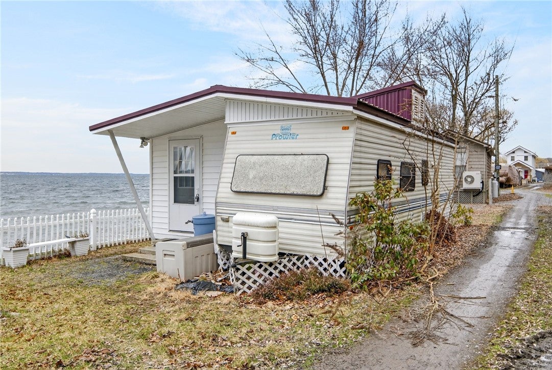 2355 Sunset Beach Drive — photo