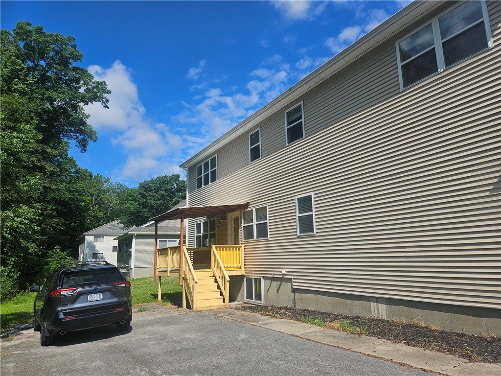 7 Sanctuary Drive Apt. a — photo