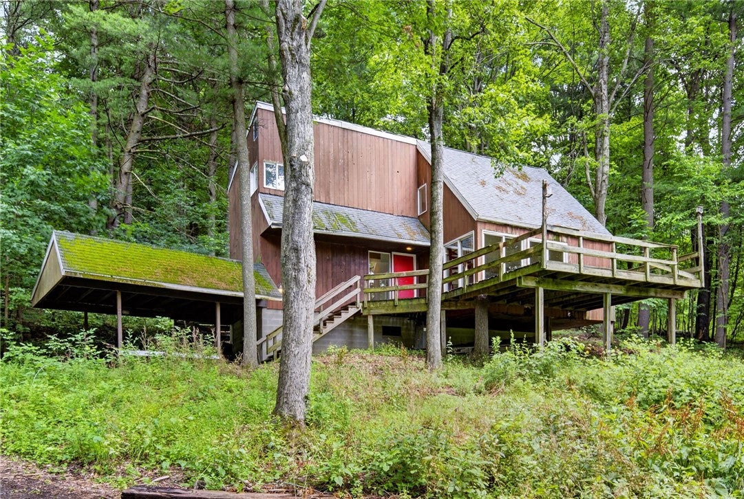 2065 Ellis Hollow Road — photo