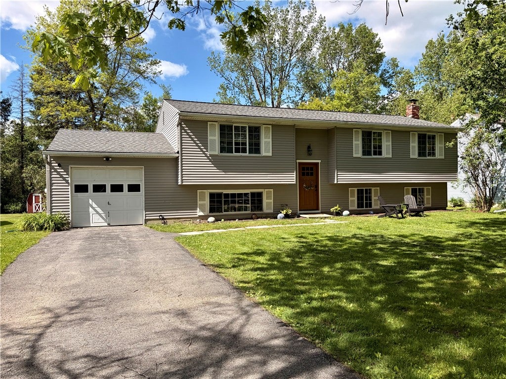 26 Greystone Drive — photo