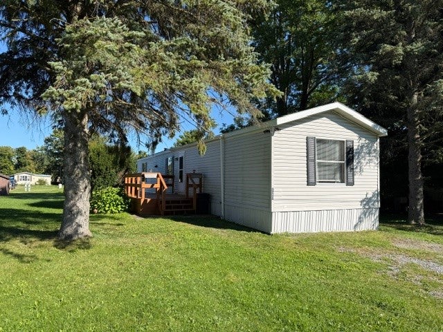 4380 W Seneca Road — photo
