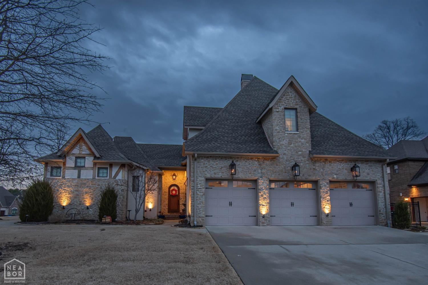 4270 Farmington Cove — photo